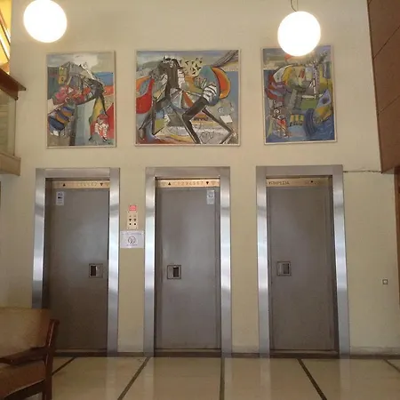 Alexandros 3* فولوس