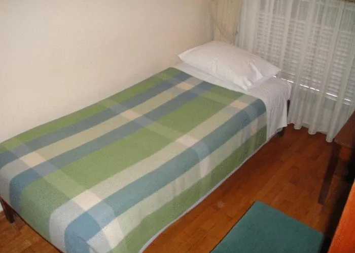 Alexandros 3* וולוס