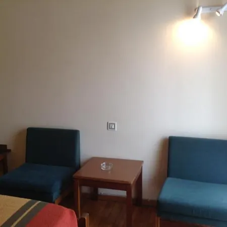 亚历山德罗斯酒店 沃洛斯